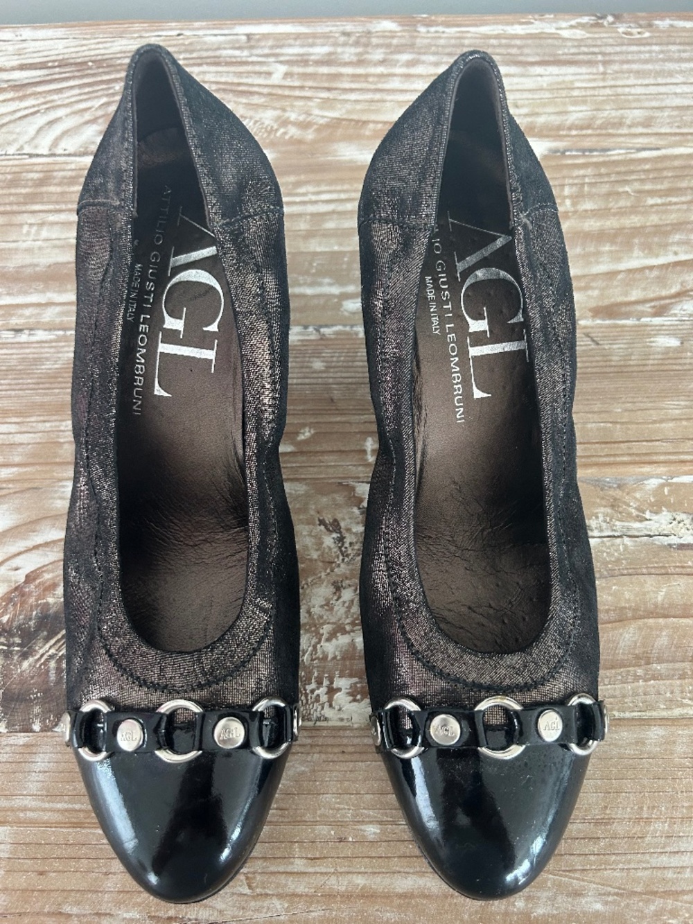 NWOB AGL Black Metallic Pumps w/ Black Patent Cap Toe Sz 39 (US 8.5-9)
